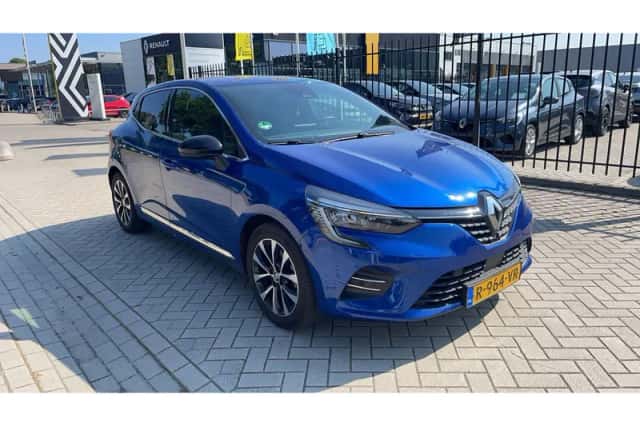 Renault Clio (2022) thumbnail 5