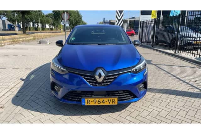 Renault Clio (2022) thumbnail 6