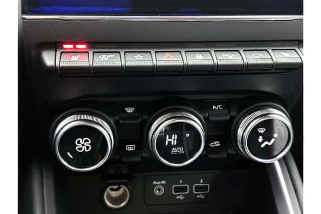 Renault Clio (2020) thumbnail 18