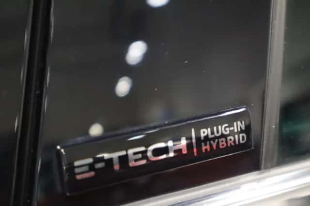 Renault Mégane E-Tech (2020) thumbnail 22