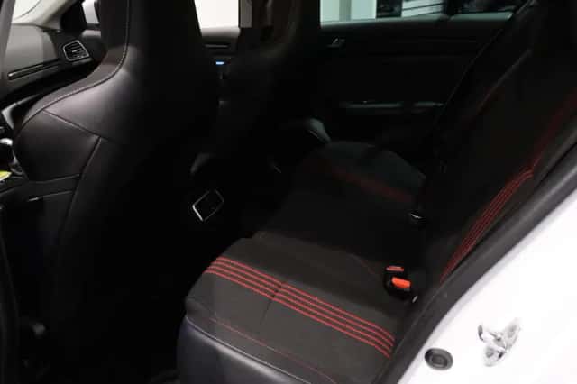 Renault Mégane E-Tech (2020) thumbnail 35