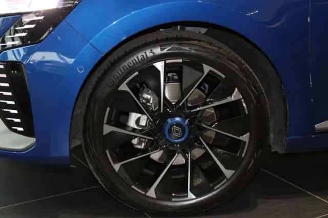 Renault Clio (2025) thumbnail 5