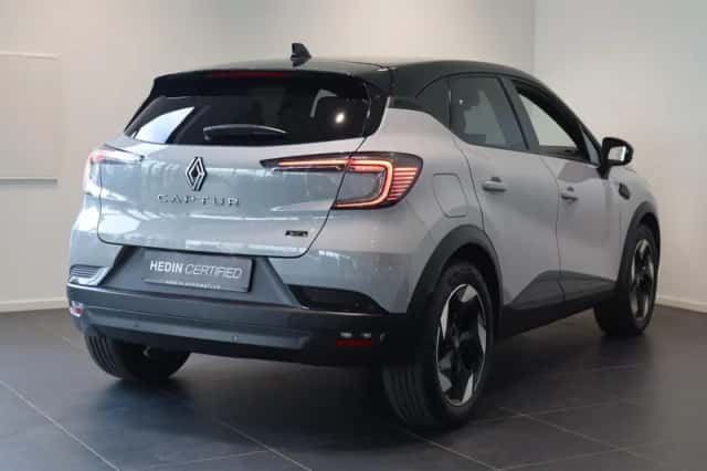 Renault Captur (2025) thumbnail 2
