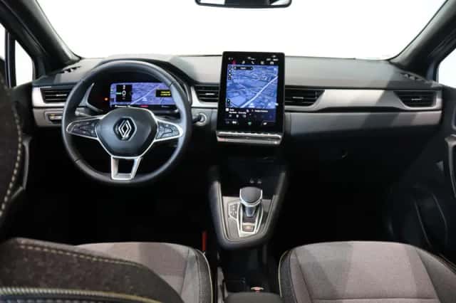 Renault Captur (2025) thumbnail 3