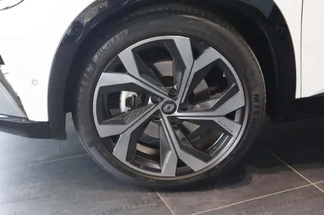 Renault Austral (2024) thumbnail 5
