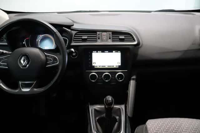 Renault Kadjar (2021) thumbnail 3