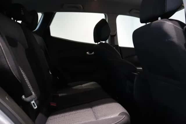 Renault Kadjar (2021) thumbnail 30