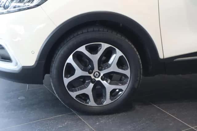 Renault Captur (2018) thumbnail 5