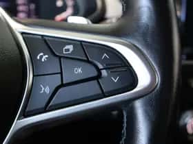 Renault Captur (2022) thumbnail 17