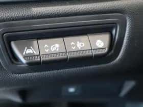 Renault Captur (2022) thumbnail 25