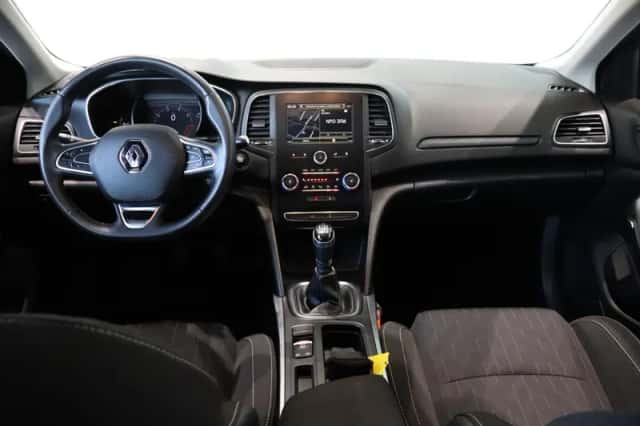 Renault Mégane (2019) thumbnail 3