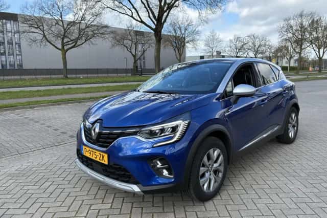 Renault Captur (2022) thumbnail 12