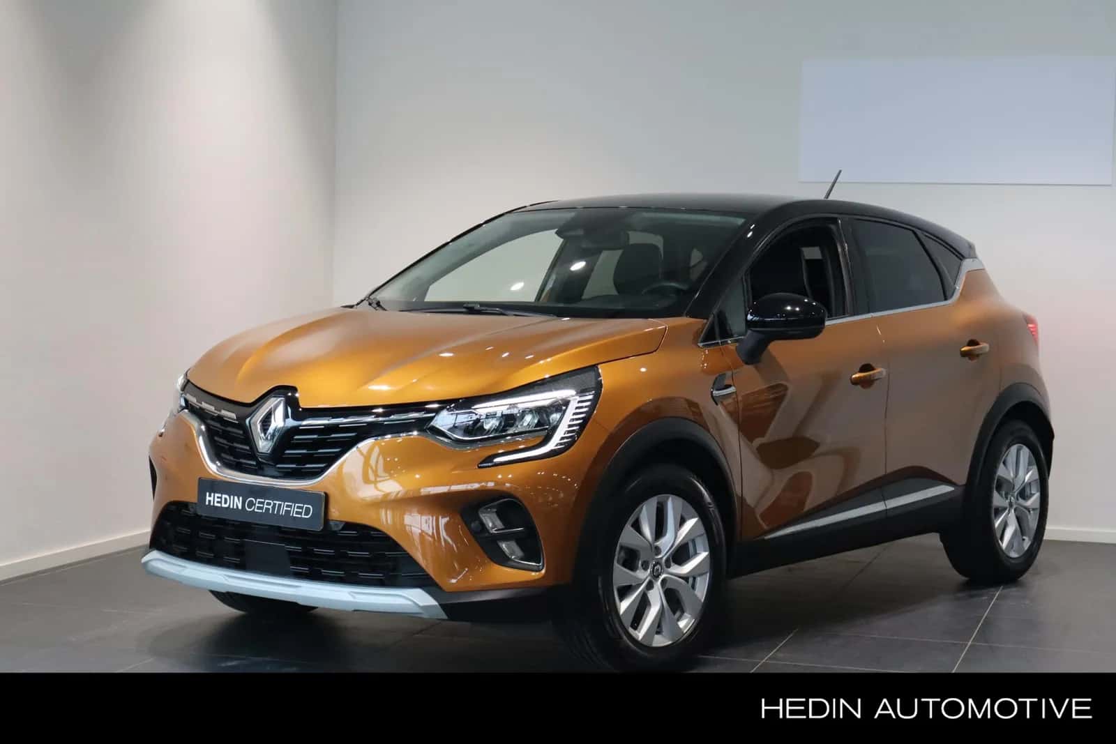 Renault Captur (2021) — foto 1