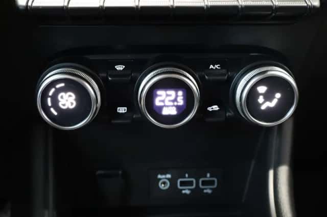 Renault Captur (2021) thumbnail 12