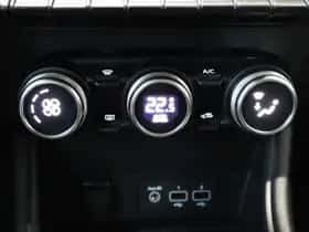 Renault Captur (2021) thumbnail 12