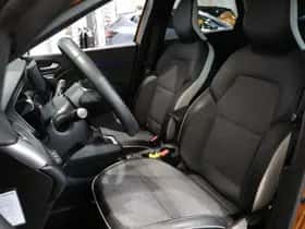 Renault Captur (2021) thumbnail 17
