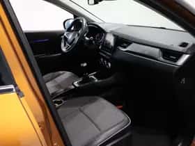 Renault Captur (2021) thumbnail 25