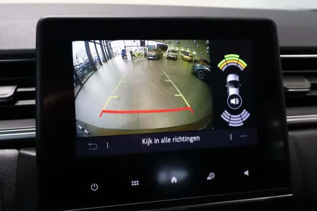 Renault Captur (2021) thumbnail 29