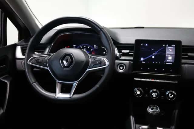 Renault Captur (2021) thumbnail 30