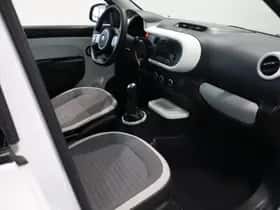 Renault Twingo (2017) thumbnail 25