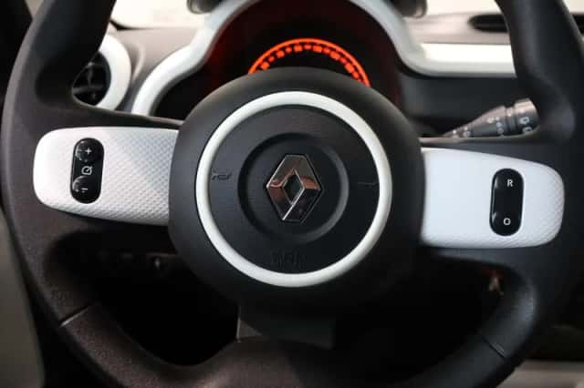 Renault Twingo (2017) thumbnail 28