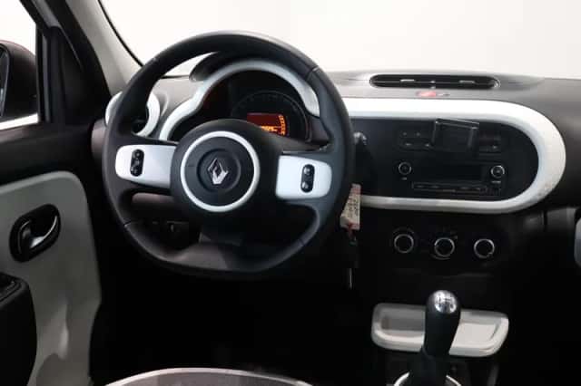 Renault Twingo (2017) thumbnail 29