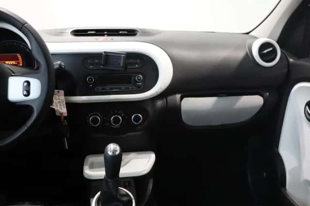 Renault Twingo (2017) thumbnail 30