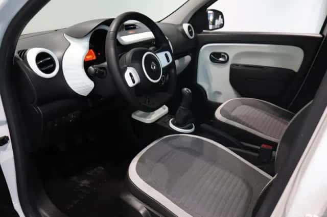 Renault Twingo (2017) thumbnail 9