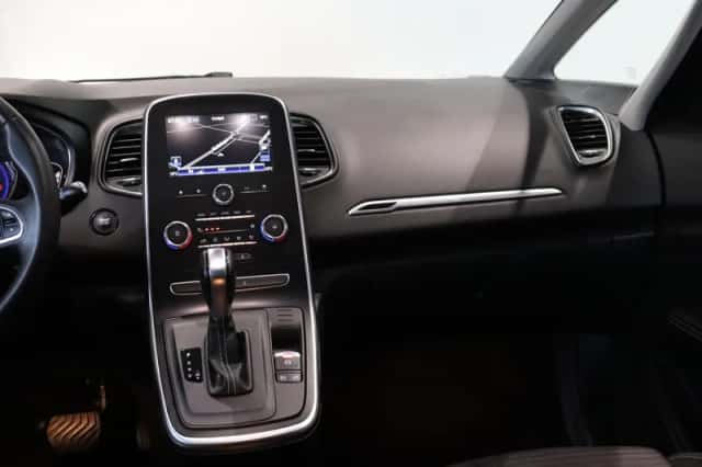 Renault Grand Scénic (2022) thumbnail 32
