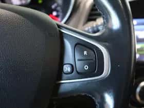 Renault Captur (2019) thumbnail 17