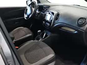 Renault Captur (2019) thumbnail 30