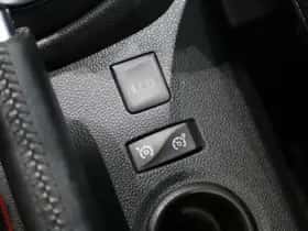 Renault Captur (2019) thumbnail 35