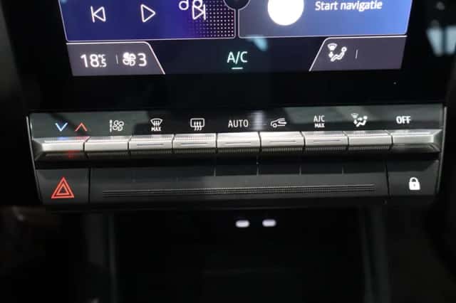 Renault Captur (2025) thumbnail 13