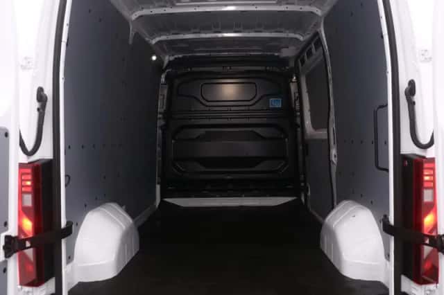 Renault Master (2024) thumbnail 16