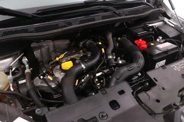 Renault Captur (2018) thumbnail 31
