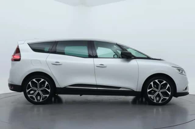Renault Grand Scénic (2022) thumbnail 23