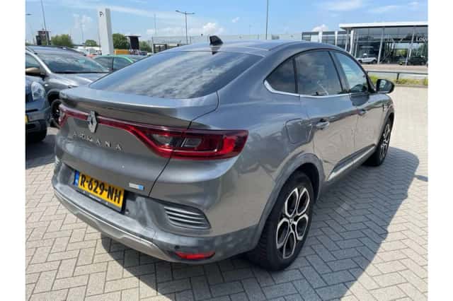 Renault Arkana (2022) thumbnail 3