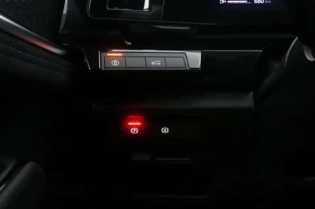 Renault Austral (2025) thumbnail 19