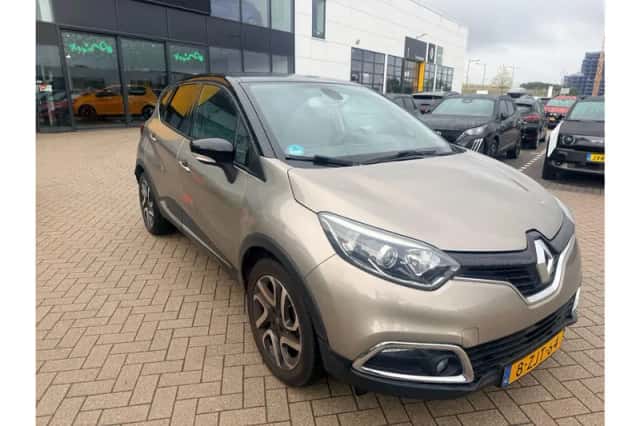 Renault Captur (2015) thumbnail 5