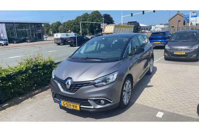 Renault Grand Scénic (2019) thumbnail 1