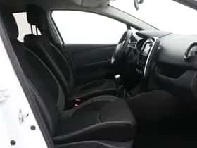 Renault Clio (2019) thumbnail 32
