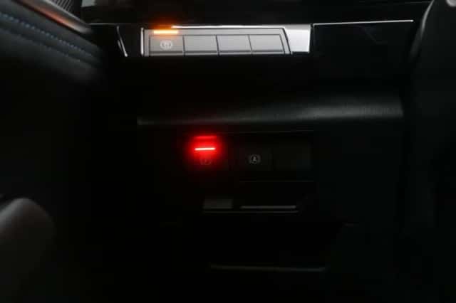 Renault Austral (2025) thumbnail 19