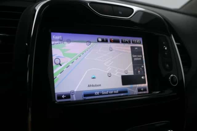 Renault Captur (2017) thumbnail 12