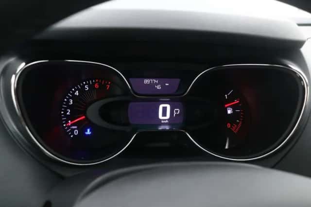 Renault Captur (2017) thumbnail 15