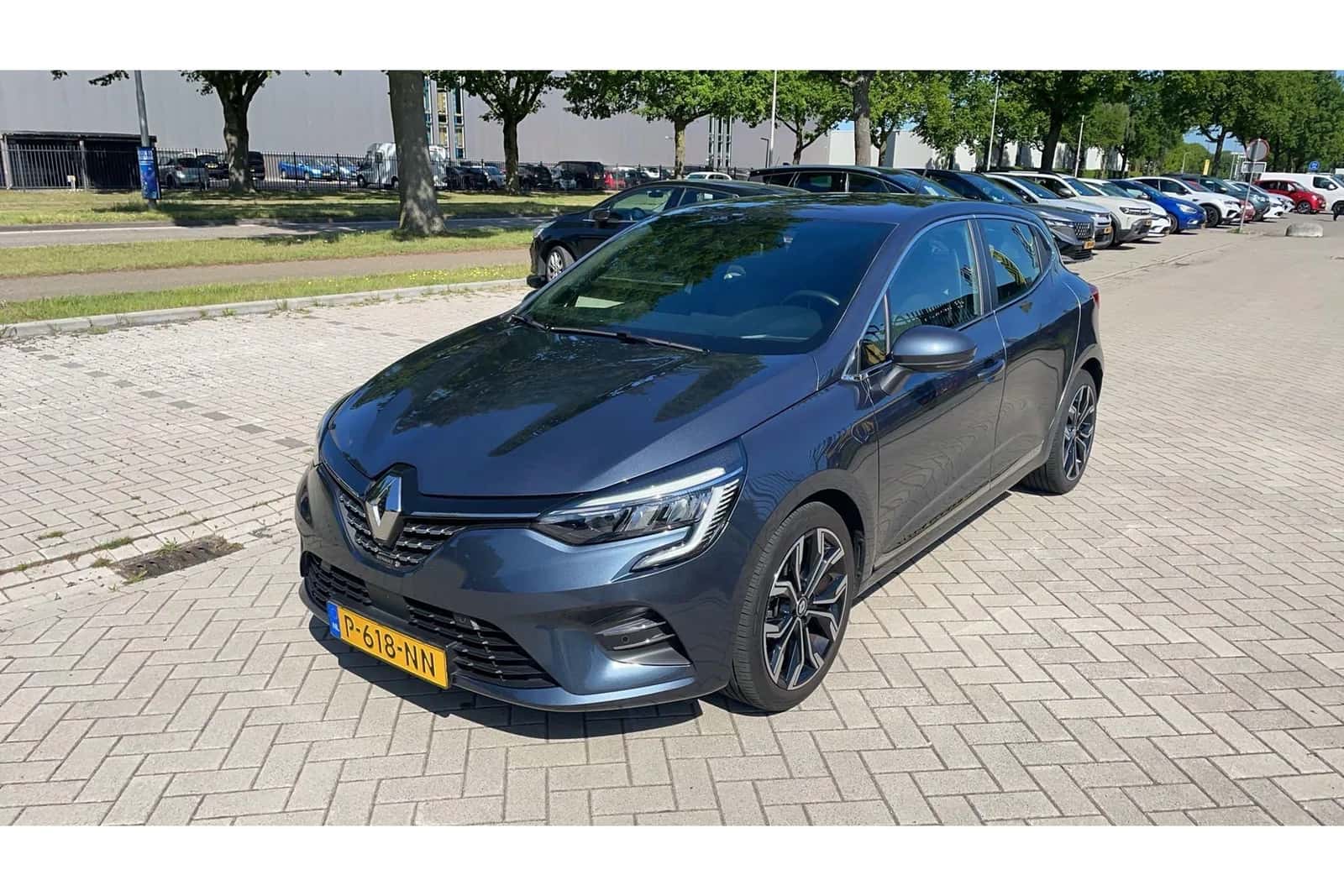 Renault Clio (2022) — foto 1