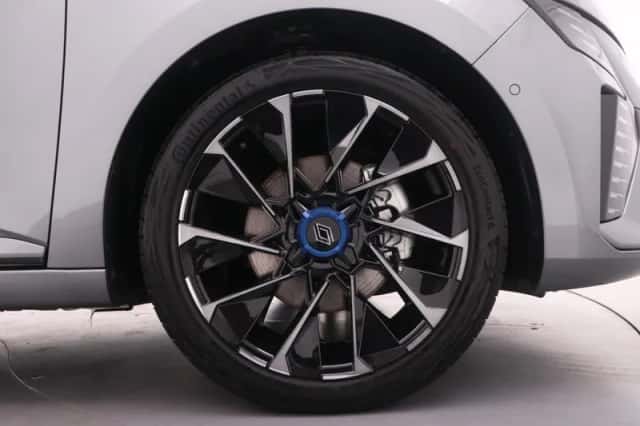 Renault Clio (2025) thumbnail 5