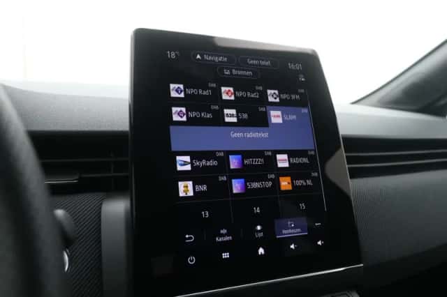 Renault Clio (2024) thumbnail 31