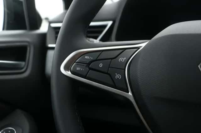 Renault Clio (2024) thumbnail 16