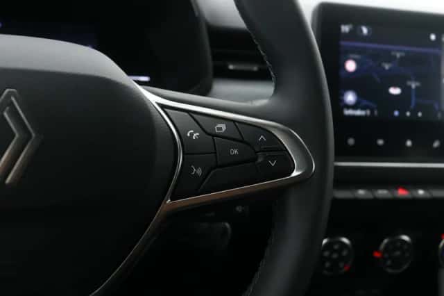 Renault Clio (2024) thumbnail 17