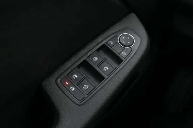 Renault Clio (2024) thumbnail 22